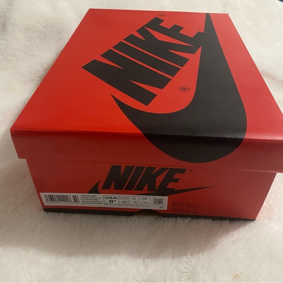 Air Jordan 1 High Retro 'Washed Pink' - Picture 6 of 6